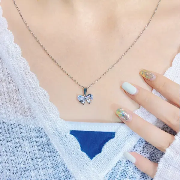 Wholesale Jewelry Elegant Luxurious Shiny Moon Butterfly Bow Knot 304 Stainless Steel Copper Rhinestones Zircon Epoxy Plating Inlay Pendant Necklace