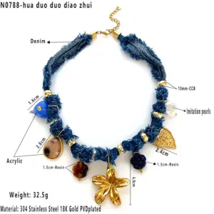 Flower Multi Pendant Necklace / Average Size