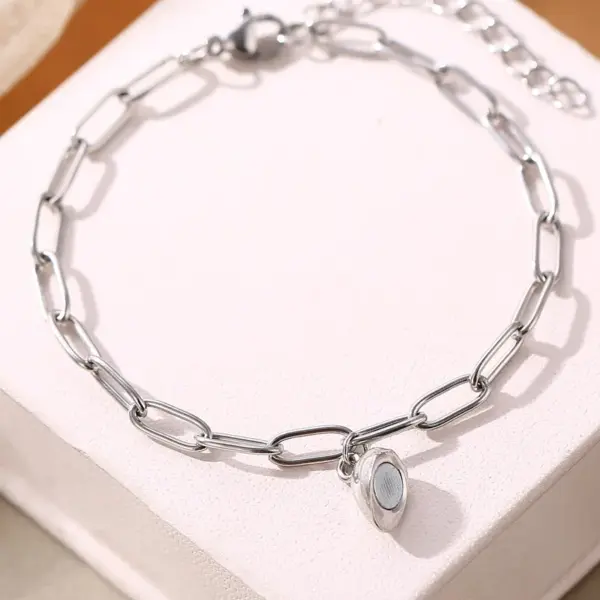 1 Pair (2pcs) 18K Gold Plated 304 Stainless Steel Magnetic Heart Bracelet For Couples, Heart Pendant Bracelet, Couple Heart Bracelet, Couple Style Love Bracelet, Friendship Heart Bracelet, Heart Jewelry, Christmas Gift For Boyfriend, Birthday Gift