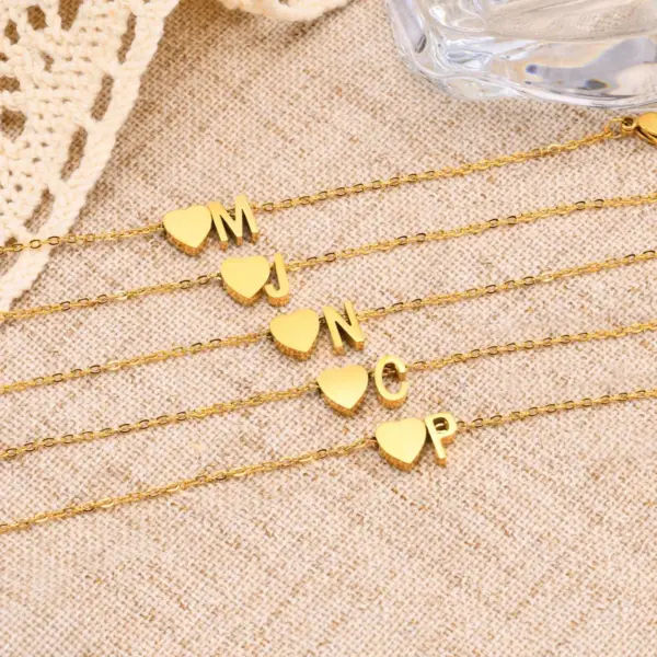 PVD Coated Real Gold Plated Letter Heart Shape 304 Stainless Steel Simple Style Waterproof Non Tarnish 304 Stainless Steel Bracelets