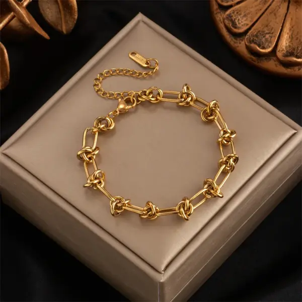 Fashion Geometric 304 Stainless Steel 18K Gold Plated Stainless Steel Bracelets In Bulk
