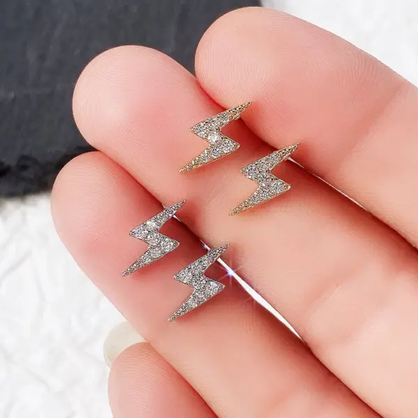 Wholesale Simple Mini Lightning Zircon Female Simple Stud Copper Earrings Wholesale