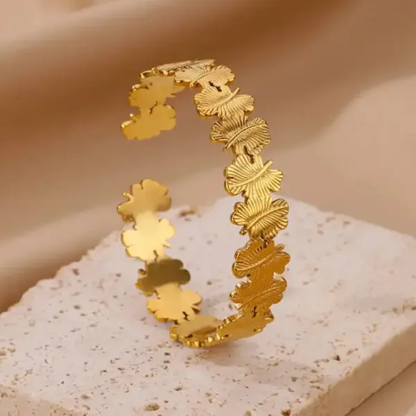 PVD Coated Real Gold Plated 18K Gold Geometric 304 Stainless Steel Retro Simple Style Waterproof Non Tarnish 304 Stainless Steel Bangle