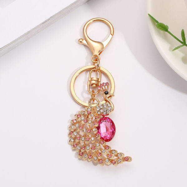 Wholesale Cross-Border Diamond-Encrusted Peacock Keychain Alloy Light Luxury Keychain Fashion Pendant Bag Car Chain Key Accessory