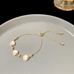 S352 Gold~Cat’s Eye Stone Love Bracelet
