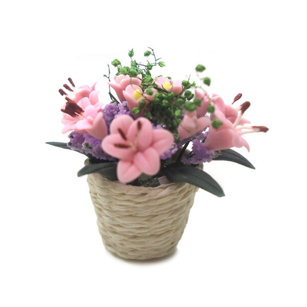 Wholesale 1:12 doll house accessories dollhouse mini clay flower plant potted white woven pot lily flower arrangement model