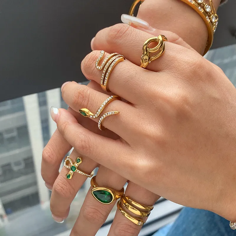 Wholesale 304 Stainless Steel Snake PVD Coated Zircon 18K Real Gold Plated Real Gold Plated Basic Classic Style Commute Waterproof Non Tarnish Rings