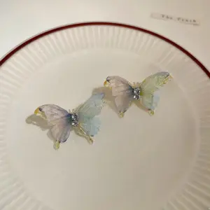 39 Silver Needle--Light / Blue