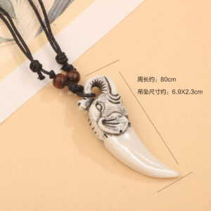 4 # Vintage ivory white