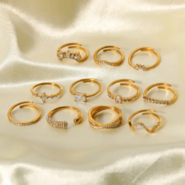 PVD Coated 18K Gold Real Gold Plated Solid Color Stainless Steel Simple Style Waterproof Non Tarnish Rings