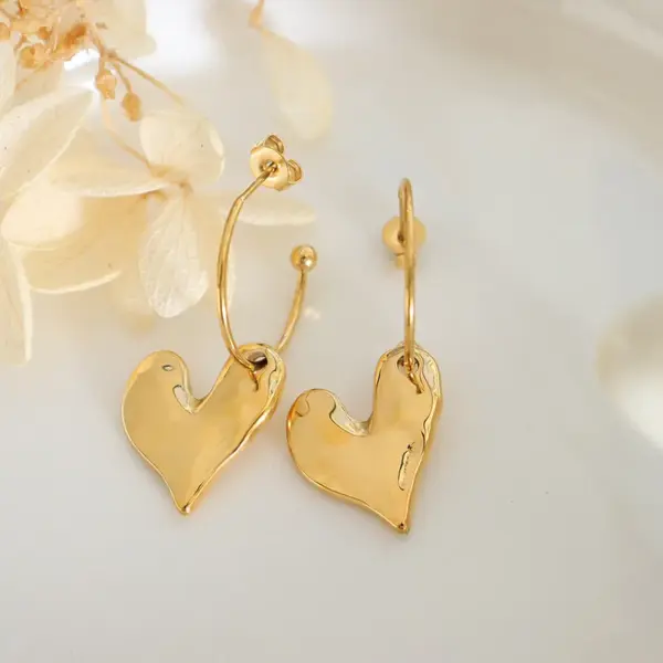 Wholesale PVD Coated Real Gold Plated 18K Gold Heart Shape 304 Stainless Steel Fashion Waterproof Non Tarnish Earrings