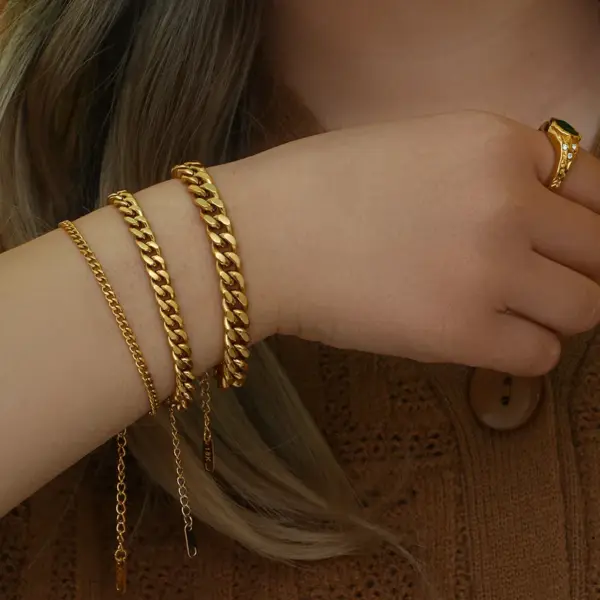 Wholesale PVD Coated Real Gold Plated 18K Gold Geometric 304 Stainless Steel Fashion Waterproof Non Tarnish 304 Stainless Steel Bracelets