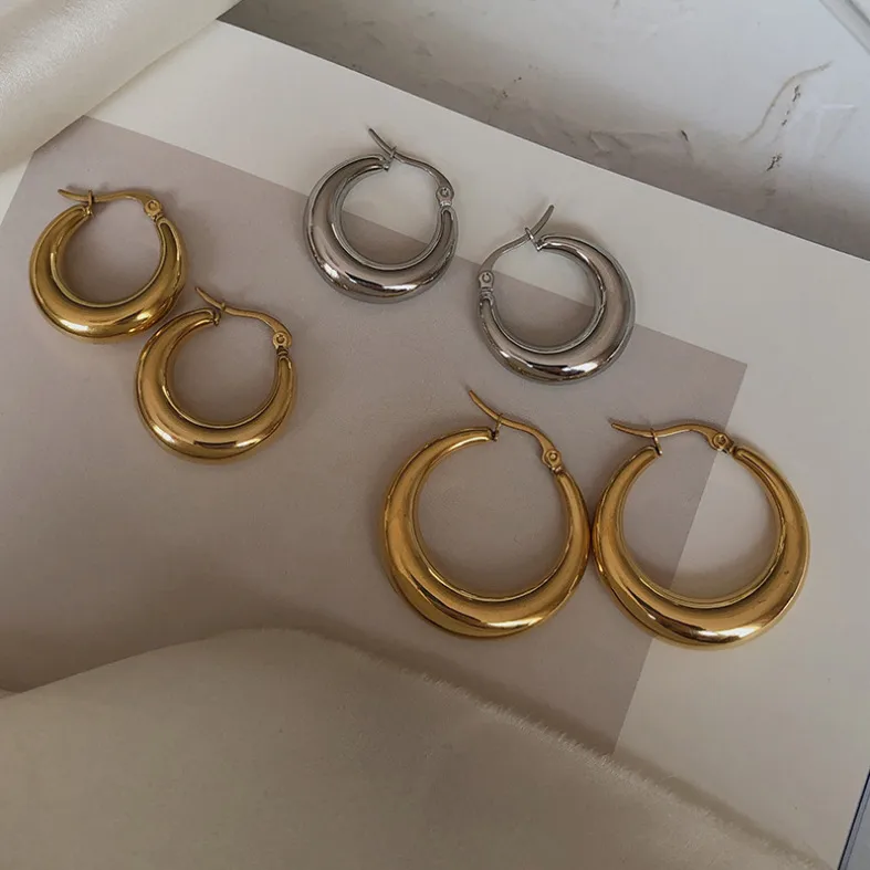 Wholesale PVD Coated Real Gold Plated 18K Gold Heart 304 Stainless Steel Titanium Steel Fashion Waterproof Non Tarnish Earrings
