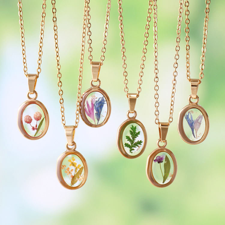Wholesale Summer New Style True Flower Necklace Sweet Style Small Fresh Color True Flower Pendant Stainless Steel Resin Eternal Flower Jewelry