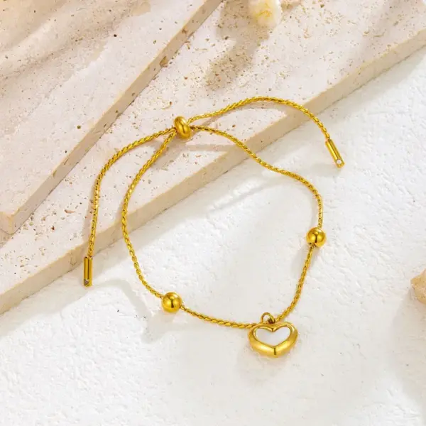 Wholesale PVD Coated Real Gold Plated 18K Gold Heart Shape Titanium Steel Elegant Sweet Simple Style Waterproof Non Tarnish Jewelry Set