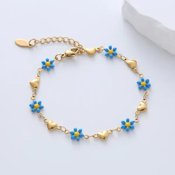 Wholesale 304 Stainless Steel Heart Shape Flower PVD Coated No Inlaid 18K Gold Plated Simple Style Waterproof Non Tarnish Epoxy Lobster Trigger Clasp Closure Colorful Gold Bracelets