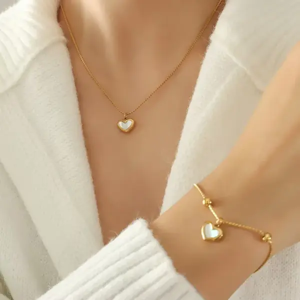 304 Stainless Steel Plastic Heart Shape Ion Plating (IP) 18K Gold Plated Cute French Style Classic Style Waterproof Non Tarnish O-shaped Chain Earrings Necklace Jewelry Set