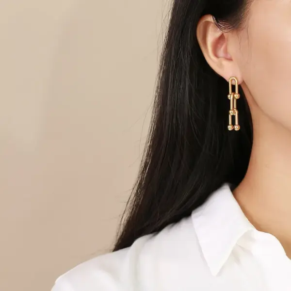 Wholesale PVD Coated Real Gold Plated 18K Gold U Shape 201 Stainless Steel Fashion Waterproof Non Tarnish Drop Earrings