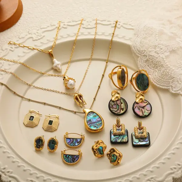 Wholesale Jewelry Vacation Classic Style Geometric Titanium Steel Plating Earrings Necklace Cable Chain