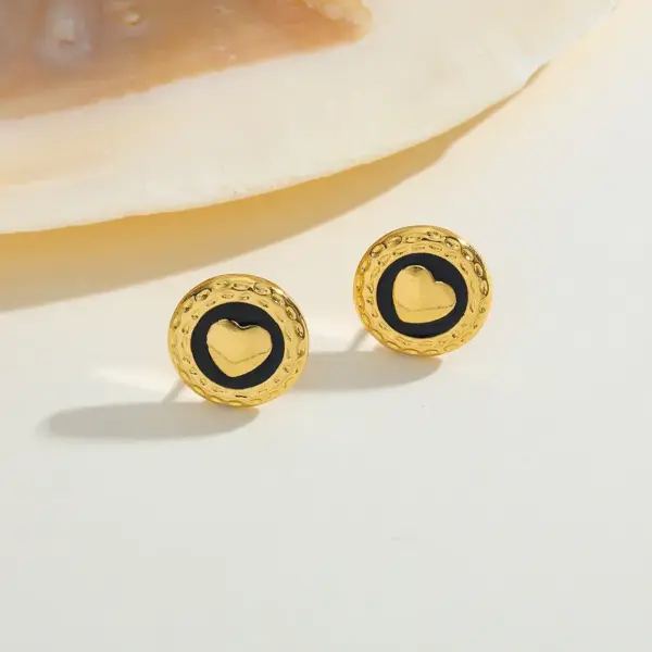 Wholesale Geometric Heart Shaped Stainless Steel 18K Gold Plated Earrings Fashionable Casual Elegant Cute Polished Finish For All Seasons