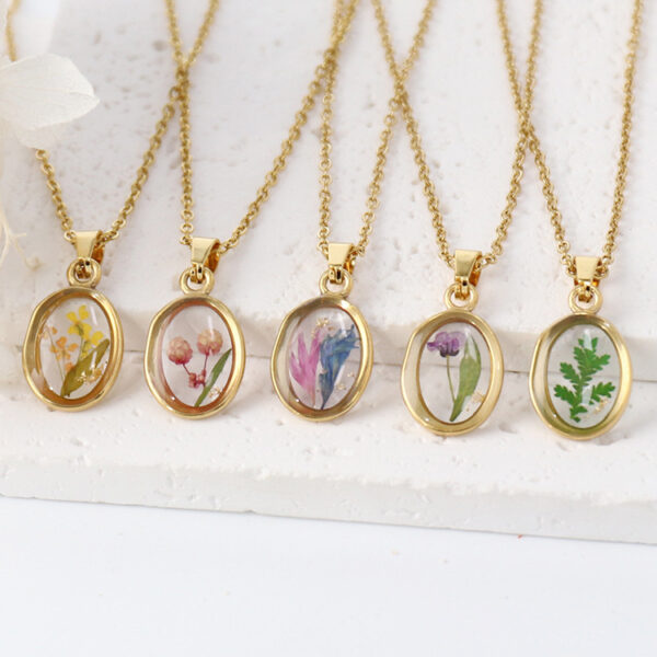 Wholesale Summer New Style True Flower Necklace Sweet Style Small Fresh Color True Flower Pendant Stainless Steel Resin Eternal Flower Jewelry