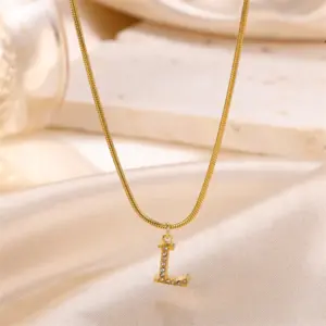 Gold / Letter L