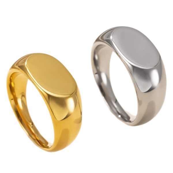 Wholesale Titanium steel rings, oval-shaped, smooth finish, for couples.