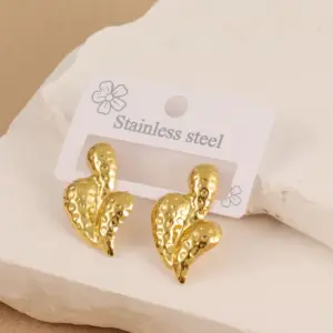 Gold / Average Size / Style 124