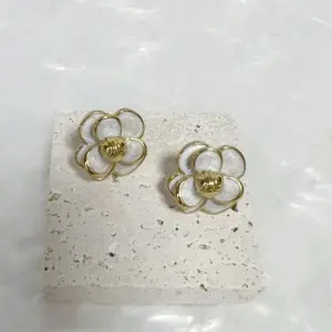 White / One Size