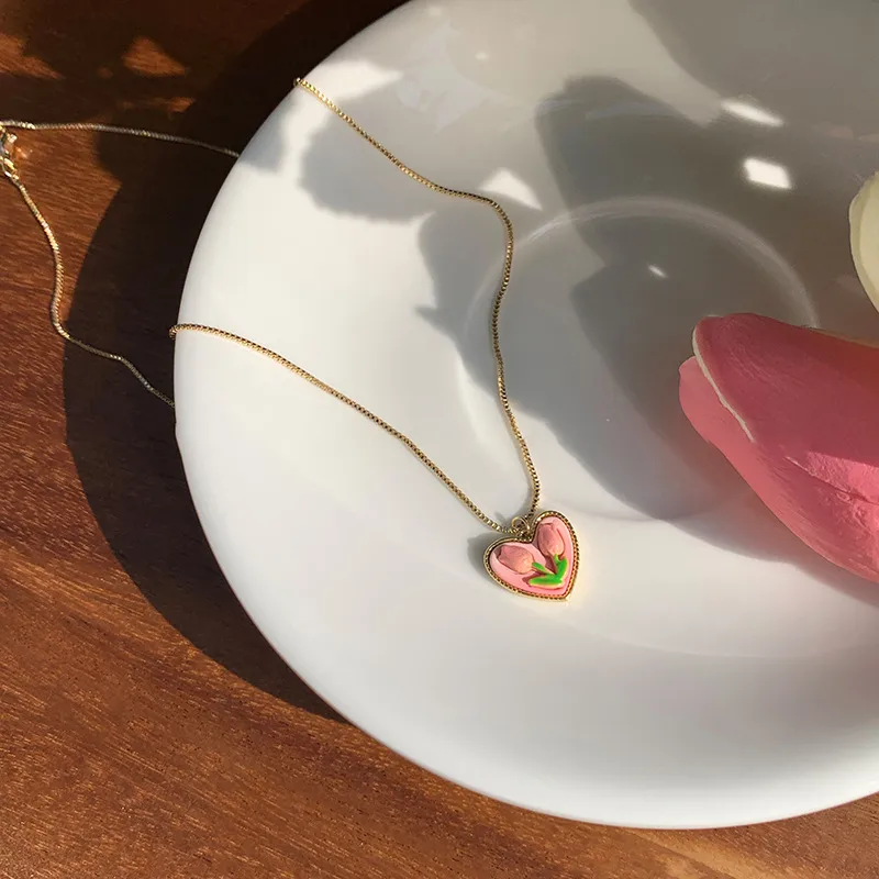 Wholesale Titanium Steel Sweet Heart Shape Flower Plating Necklace