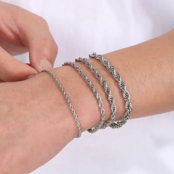 Wholesale Ion Plating (IP) 18K Gold Plated Geometric 304 Stainless Steel Simple Style Waterproof Non Tarnish Bracelets Necklace