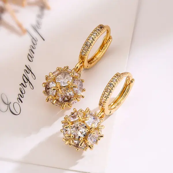 Wholesale 1 Pair Simple Style Commute Round Plating Inlay Copper Zircon 18k Gold Plated Drop Earrings