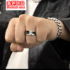 Wholesale Cross-border e-commerce explosions trendy men's fashion titanium steel inlaid carbon fiber ring does not fade factory direct sply ring