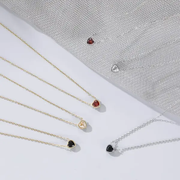 Wholesale PVD Coated 18K Gold Platinum Real Gold Plated Heart Shape 304 Stainless Steel Fashion Waterproof Non Tarnish 304 Stainless Steel Pendant Necklace