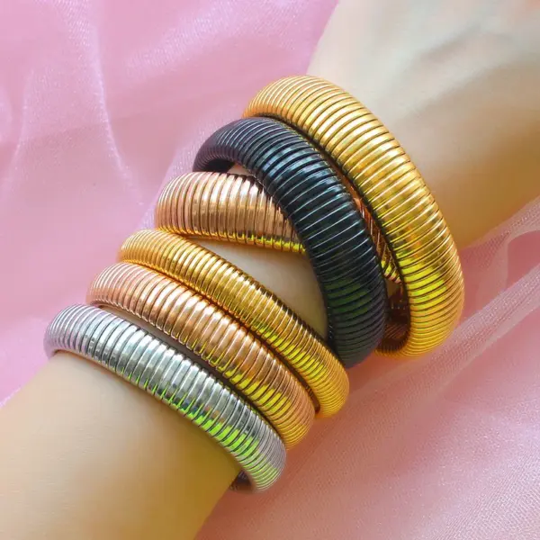 Wholesale Retro Solid Color Titanium Steel Wholesale Bangle