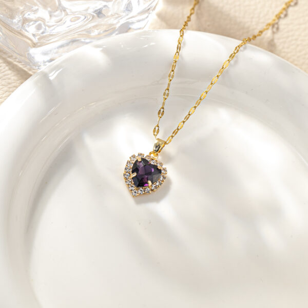 Wholesale European and American Cross-Border Hot Selling Twelve Birthstone Necklaces, High-End Neck Ornaments, Micro-Encrusted Zircon Love-Shaped Clavicle Chains