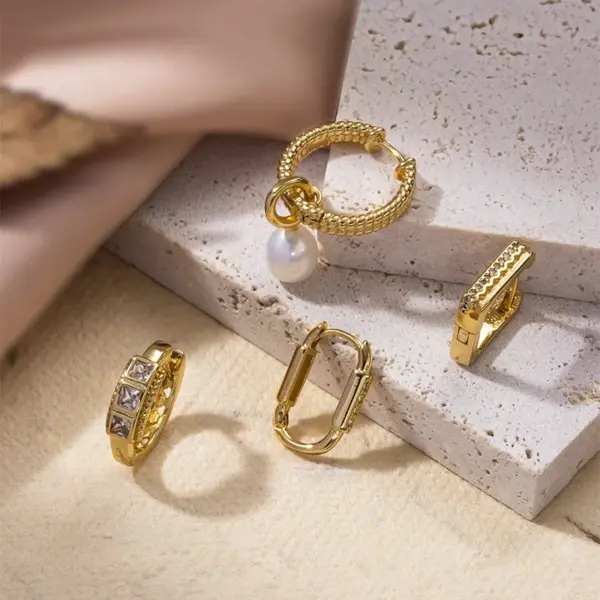 Wholesale Fashion Geometric Copper Plating Inlay Pearl Zircon Ear Studs 1 Piece