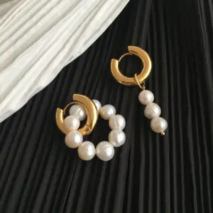 Wholesale 1 Pair Fashion Asymmetrical Freshwater Pearl Copper Beaded Plating Drop Earrings