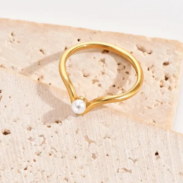 Wholesale PVD Coated Real Gold Plated 14K Gold Solid Color 304 Stainless Steel Elegant Simple Style Waterproof Non Tarnish Rings