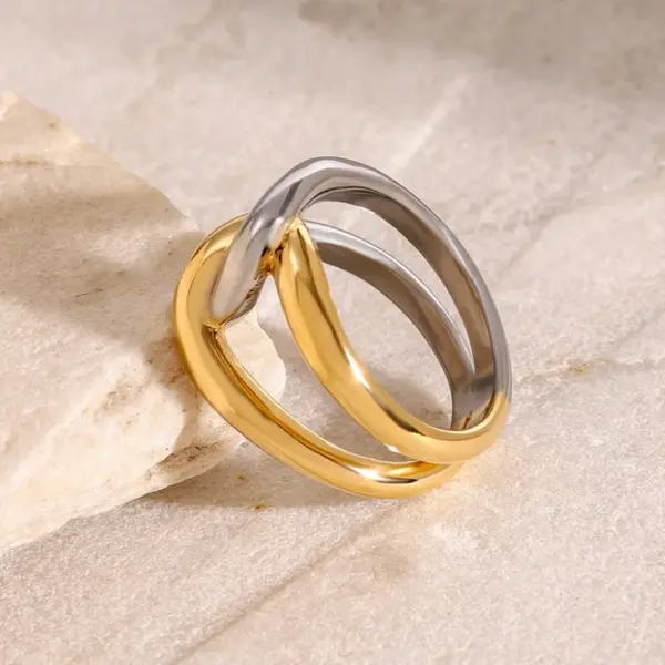 Wholesale PVD Coated Real Gold Plated Color Block 304 Stainless Steel Simple Style Classic Style Waterproof Non Tarnish Rings