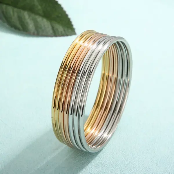 304 Stainless Steel Geometric PVD Coated Stone-Free 18K Gold Plated Simple Style Streetwear Waterproof Non Tarnish Plating Wristband