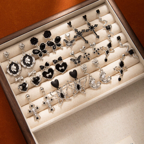 Wholesale Cyberpunk Face Dark Ear Metal Trendy Flash Pearl Cross Diamond Butterfly Earrings