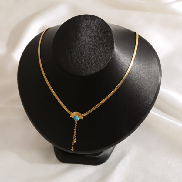 Wholesale titanium steel turquoise fan-shaped clavicle chain necklace stainless steel retro light temperament necklace