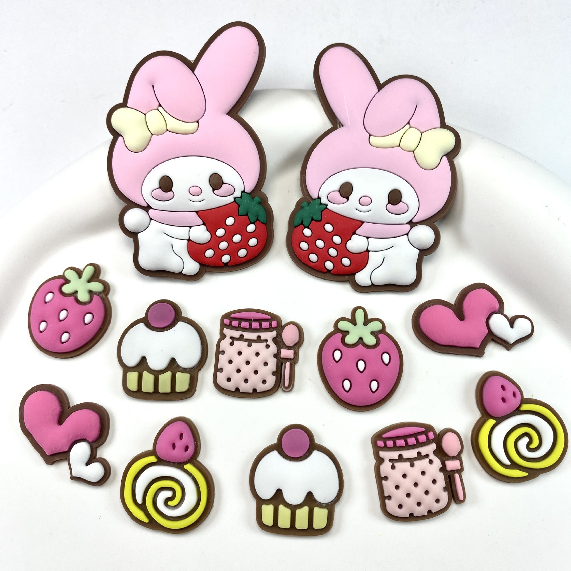 Wholesale Cute Cartoon Clogs Aessories & Buckles DIYOLY Exclusive