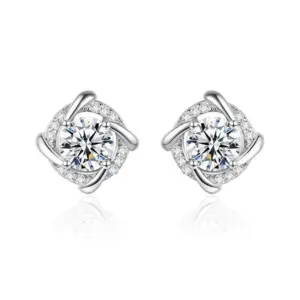 Rotating Windmill Ear Studs 1 Karat