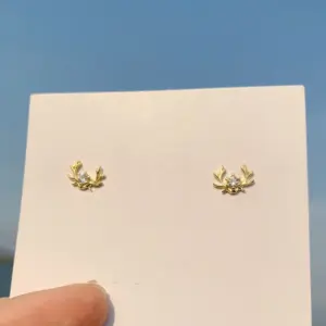 Golden -Shaped Earrings / 925 Silver Needle