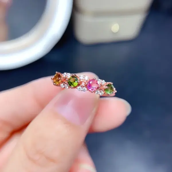 Wholesale Fashion Round Copper Rings Plating Inlay Artificial Gemstones Copper Rings