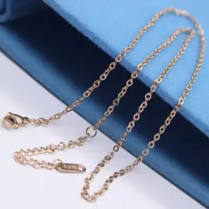 001 Cross Chain / Rose Gold