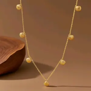 X0179-Seven Little Shells-Necklace- Gold