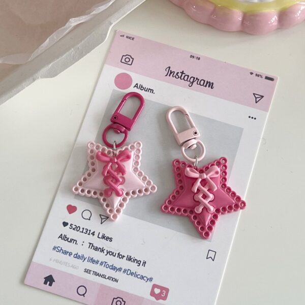Wholesale Hollow Strap Star Keychain Girl Sweet Five-pointed Star Pendant Cute Bow Girlfriend Pendant Accessories
